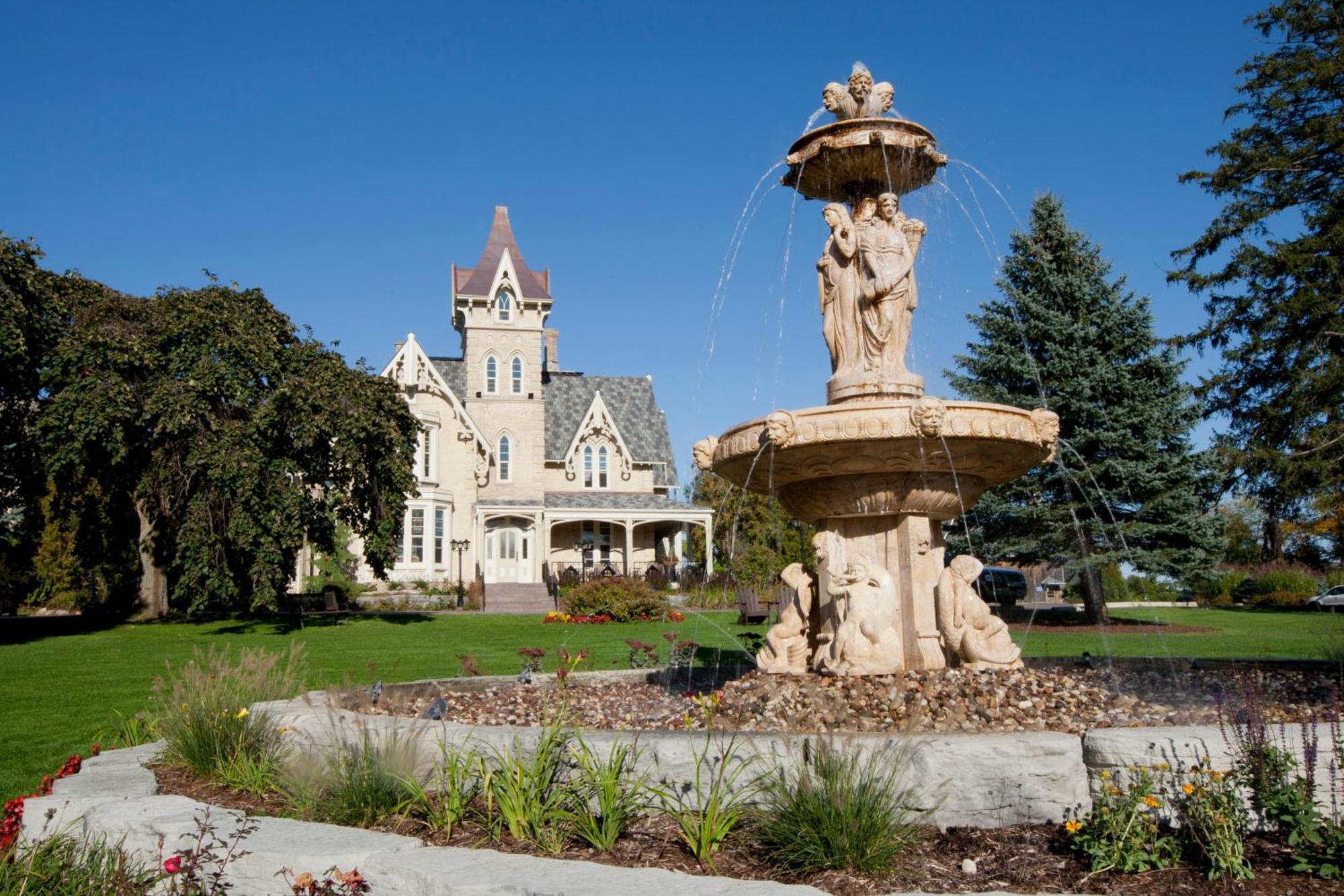 Elm Hurst Inn & Spa Ingersoll Extérieur photo